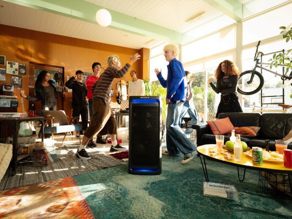 Portable Speaker Big Bass 360 Sound Party Light Karaoke-13